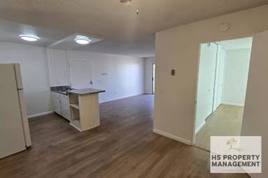Main picture of 8026 Linda Vista Rd