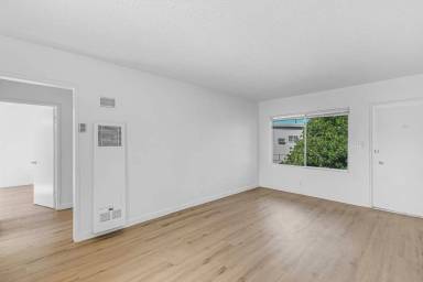 Main picture of 6120 Radford Ave
