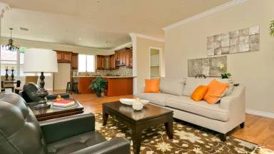 Main picture of 3572 E Green St