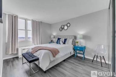Main picture of Ford City Condo