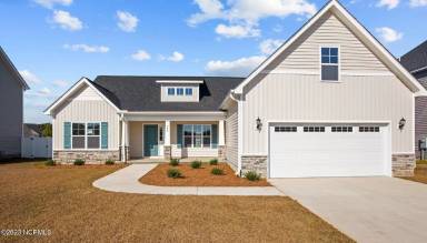 Main picture of 344 Oleander Dr