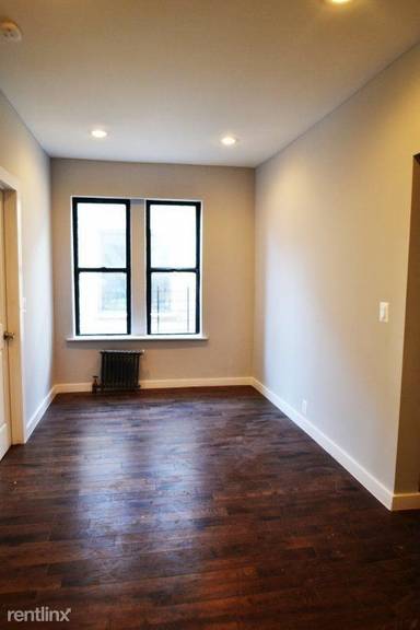 Main picture of 14 Thayer St