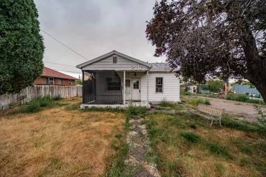 Main picture of 210 Briscoe Rd