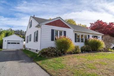 Main picture of 45 Ruggles St