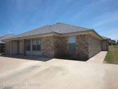 Main picture of 4610 Bowles Dr