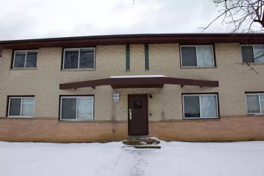Main picture of 9335 W Sheridan Ave
