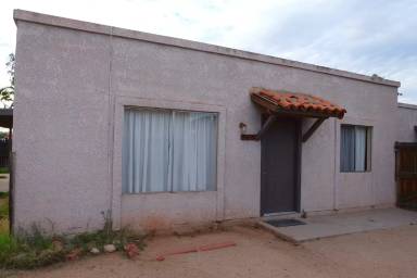 Main picture of 3045 N Euclid Ave