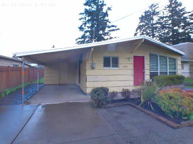 Main picture of 6225 SE Alder Pl