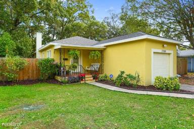 Main picture of 2709 N Myrtle Ave