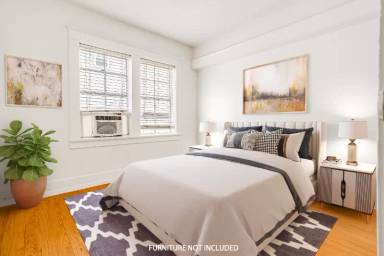 Main picture of 1050 Orange Ave