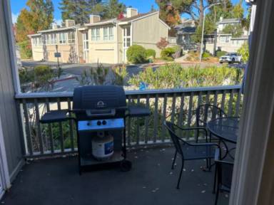 Main picture of 407 Ridgeview Dr