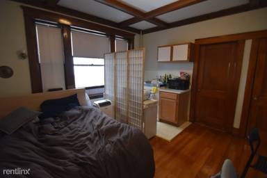 Main picture of 1384 Commonwealth Ave