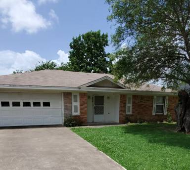 Main picture of 6514 Woodchuck Dr