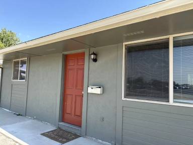 Main picture of 1604 NW 8th St