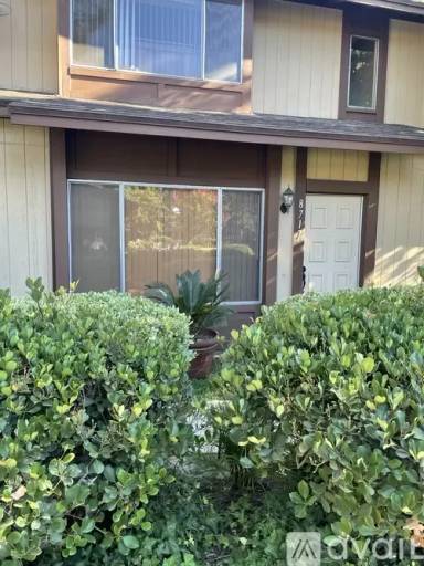 Main picture of 8717 Cedros Ave