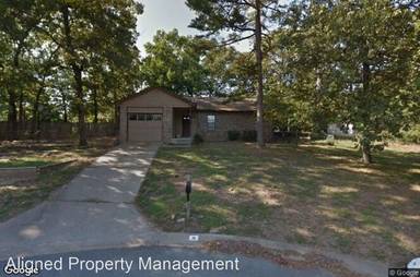 Main picture of 16 Oak Point Ct
