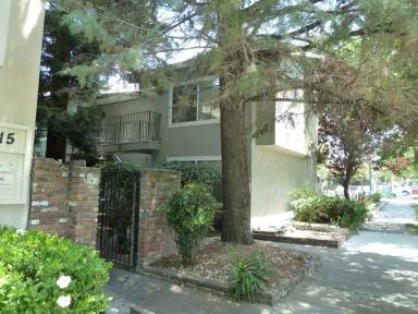 Main picture of 2819 E St