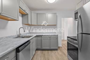 Main picture of 1804 E Liberty Ave