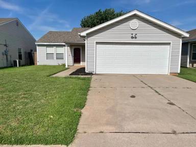 Main picture of 917 Edinburg Dr