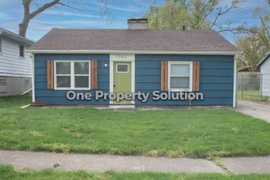 Main picture of 1062 Hovey St