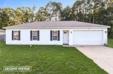 Main picture of 203 Glen Oaks Dr