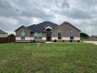 Main picture of 5413 Harrys Pl