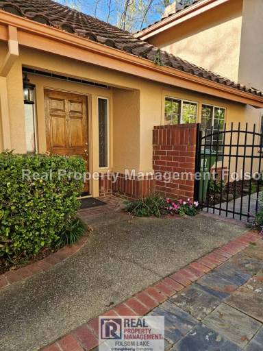 Main picture of 108 Lost Lake Ct