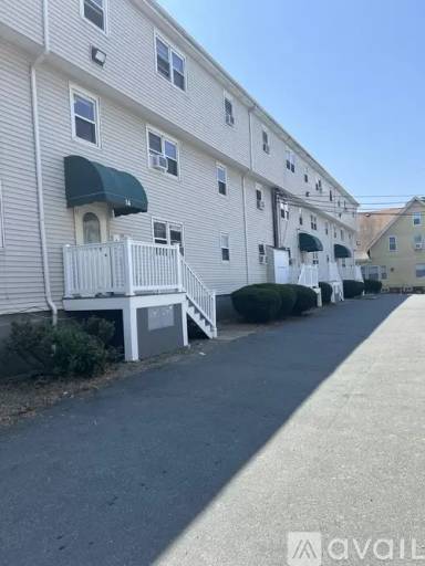 Main picture of 18 Jouvette St