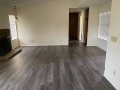Main picture of 885 Douglas Ct