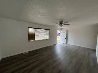 Main picture of 2861 Hill Ave