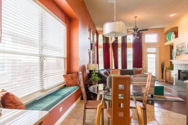 Main picture of 3132 Fox Hollow Dr