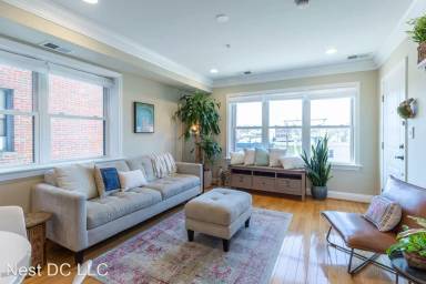 Main picture of 5511 Colorado Ave NW
