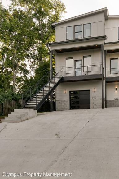Main picture of 113 Elmhurst Ave