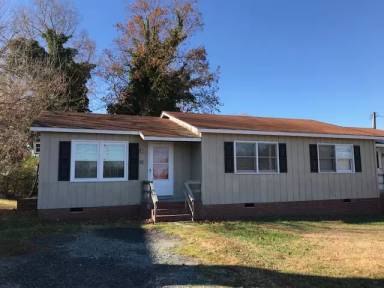 Main picture of 410 Salem St