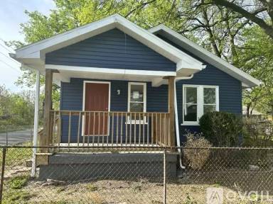 Main picture of 1159 Sweetser Ave