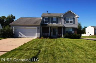 Main picture of 16219 Erskine Cir