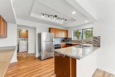 Main picture of 48 Eagle Crest Dr