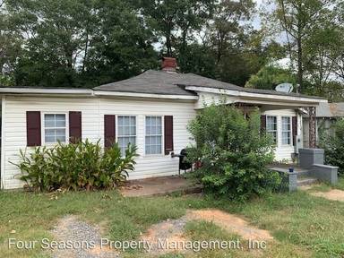 Main picture of 110 W Harrison Ave