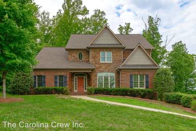Main picture of 2820 Creekfield Way