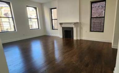Main picture of E 91st St