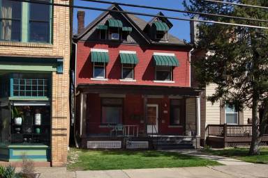 Main picture of 411 S Trenton Ave