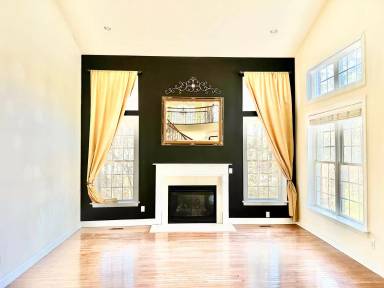 Main picture of 715 Fairway Point Dr