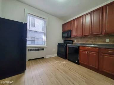 Main picture of 92 Highland Ave