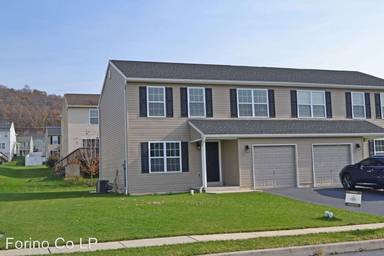 Main picture of 1011 Jean Ave