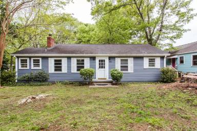 Main picture of 365 Holman Ave