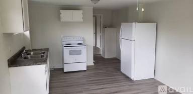 Main picture of 905 Douglas Dr
