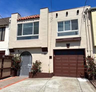 Main picture of 2038 44th Ave