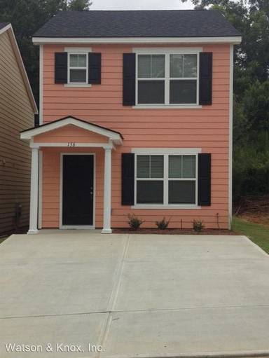 Main picture of 120 Village Run