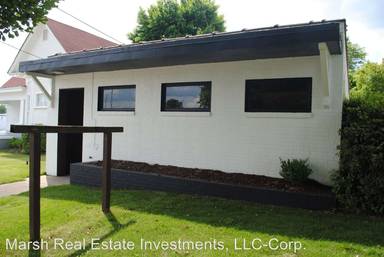 Main picture of 914 1st Ave