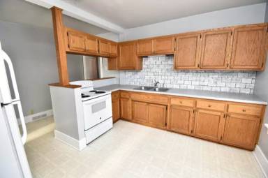 Main picture of 1426 Johnson St